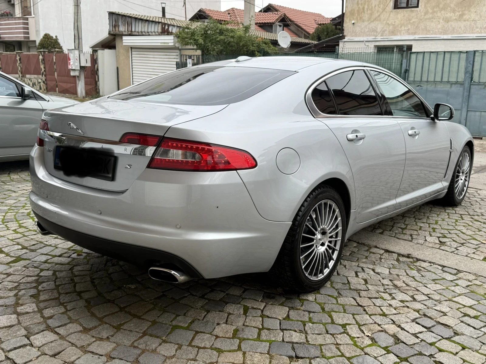 Jaguar Xf 2.7 biturbo, снимка 4 - Автомобили и джипове - 56729428