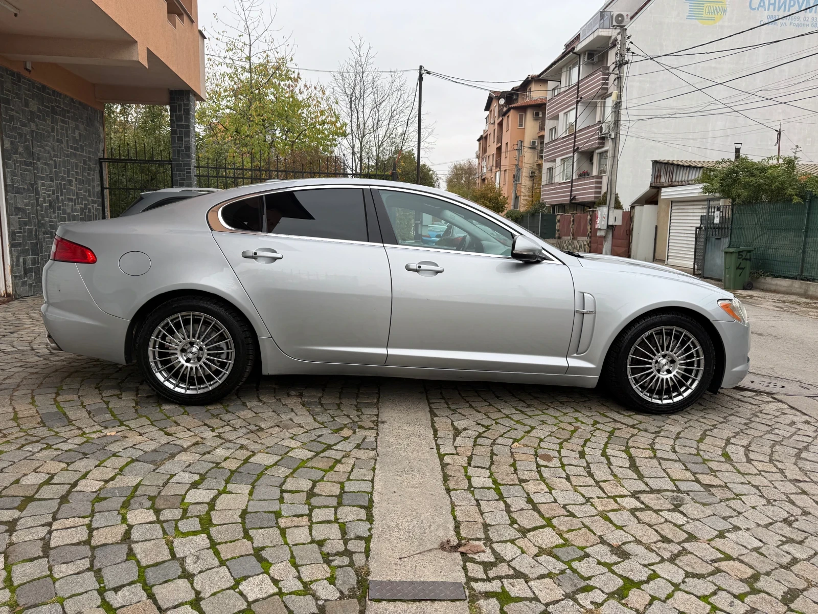 Jaguar Xf 2.7 biturbo, снимка 7 - Автомобили и джипове - 56729428