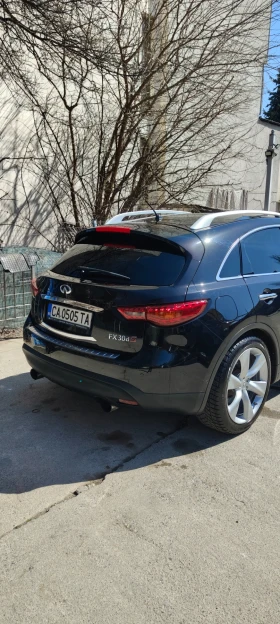 Infiniti Fx 30 3.0d S - 8500 € / 16624.56 лв. - 17228623 2