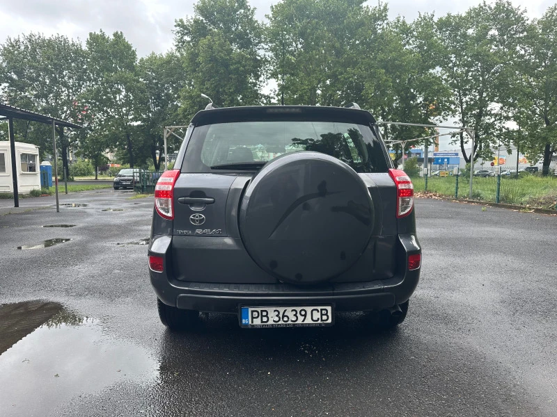 Toyota Rav4, снимка 5 - Автомобили и джипове - 47432119