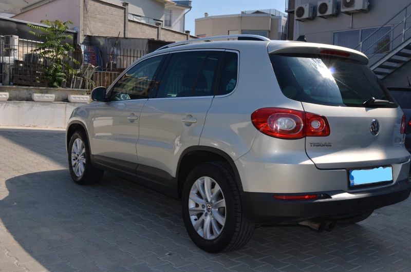 VW Tiguan, снимка 3 - Автомобили и джипове - 48634884