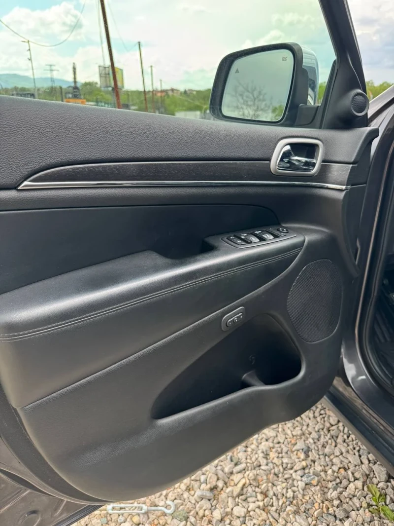Jeep Grand cherokee LIMITED 3.6L * ЛИЗИНГ* , снимка 13 - Автомобили и джипове - 50745298