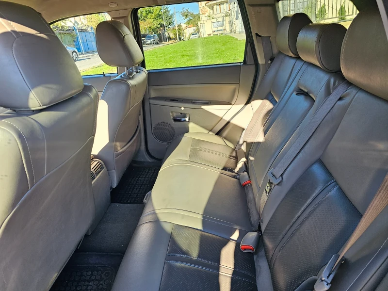 Jeep Grand cherokee, снимка 12 - Автомобили и джипове - 52534023