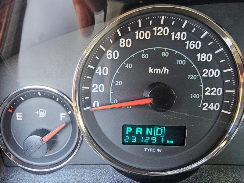 Jeep Grand cherokee, снимка 14 - Автомобили и джипове - 52534023