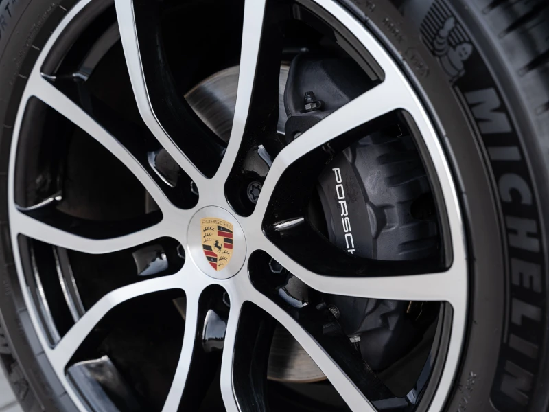 Porsche Cayenne, снимка 17 - Автомобили и джипове - 51849784