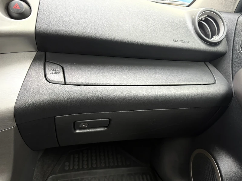 Toyota Rav4 Тойота Рав4 4х4 2.2 177кс Toyota Rav4 2007г, снимка 12 - Автомобили и джипове - 52771698