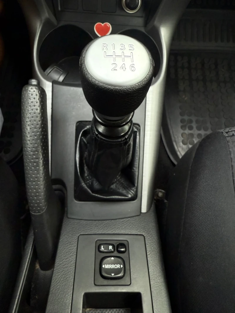 Toyota Rav4 Тойота Рав4 4х4 2.2 177кс Toyota Rav4 2007г, снимка 13 - Автомобили и джипове - 52771698