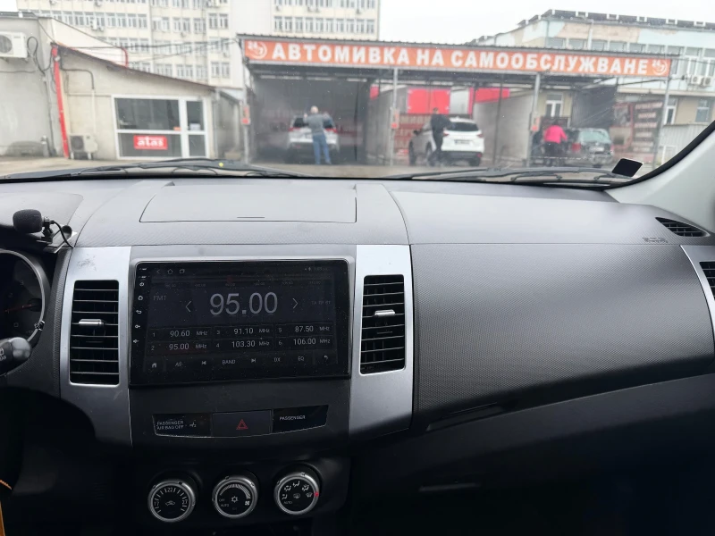 Mitsubishi Outlander 2.4 бензин/газ 2WD ръчка Нидерландия, снимка 9 - Автомобили и джипове - 53202471