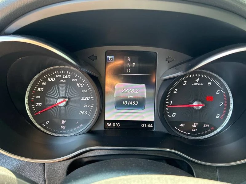 Mercedes-Benz GLC 300 * 4MATIC * КОМПЛЕКТ ГУМИ * 2 КЛЮЧА, снимка 11 - Автомобили и джипове - 55218829