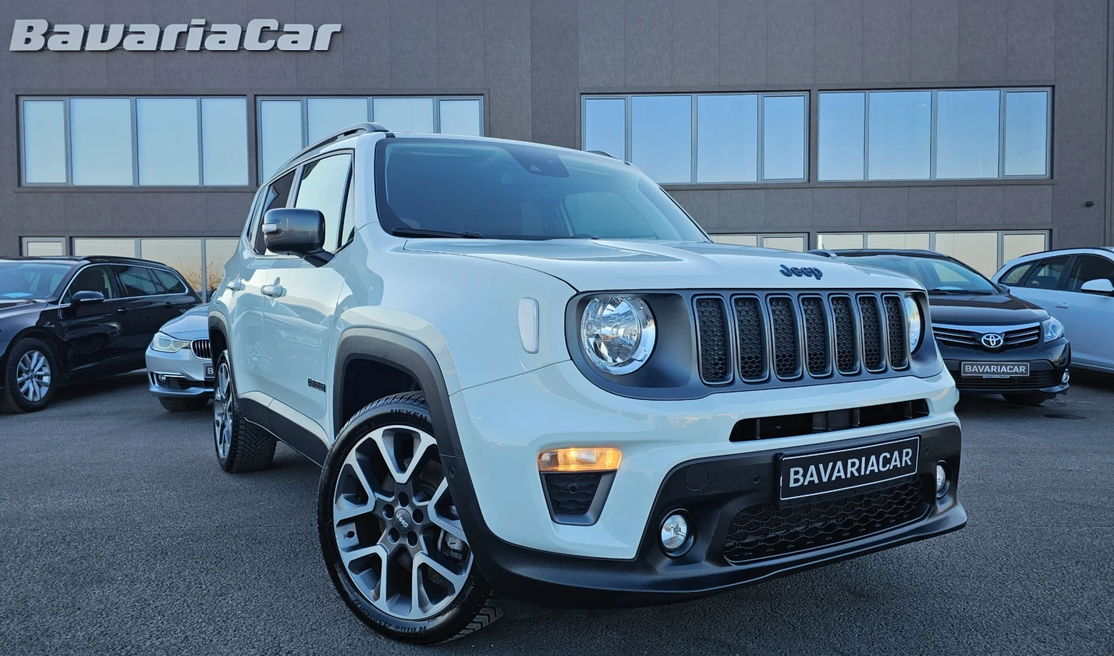 Jeep Renegade  4xe PLUG-IN HYBRID* * Aut.* 4x4* 241PS* Euro6 - изображение 3