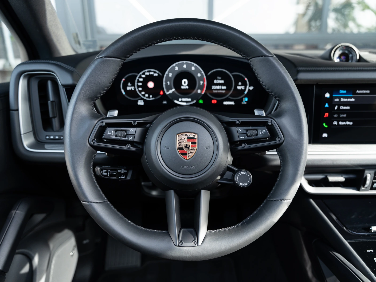 Porsche Cayenne  - изображение 10