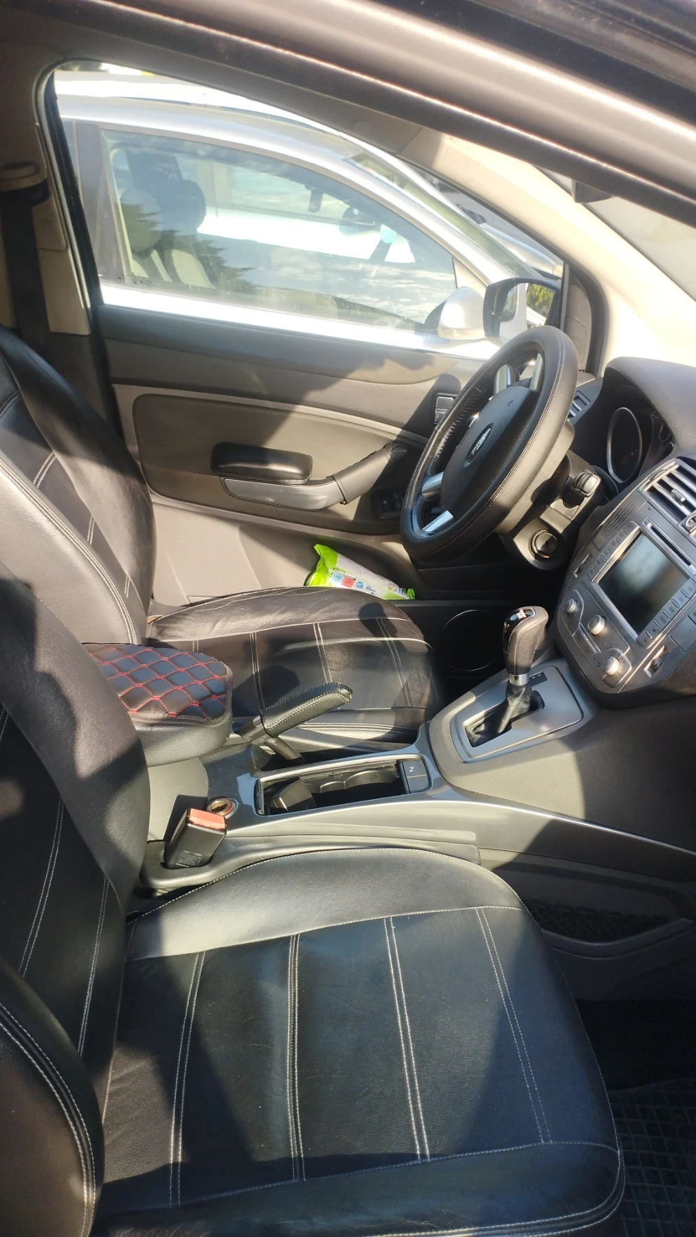 Ford Kuga МК 1, снимка 13 - Автомобили и джипове - 54182327