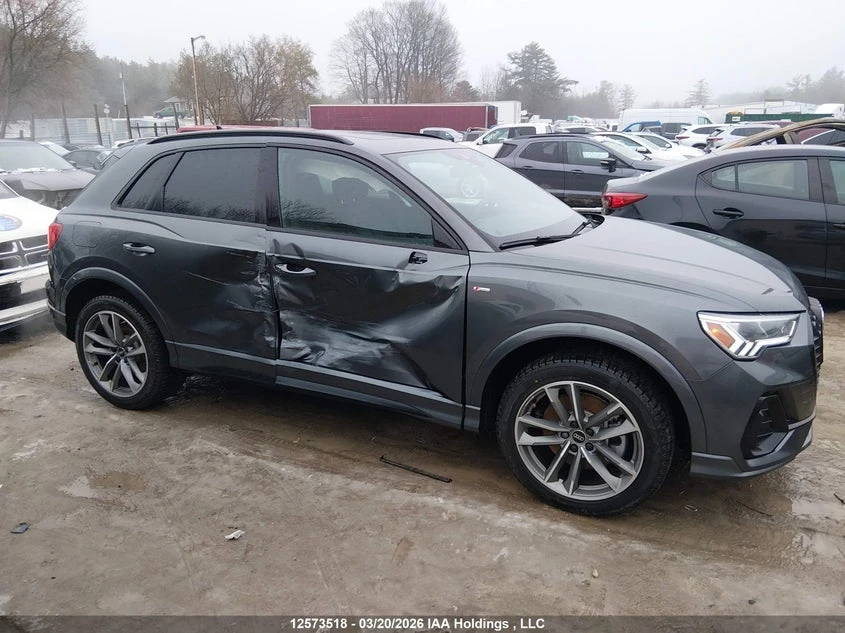 Audi Q3 2.0l Premium S Line 45, снимка 13 - Автомобили и джипове - 54599508