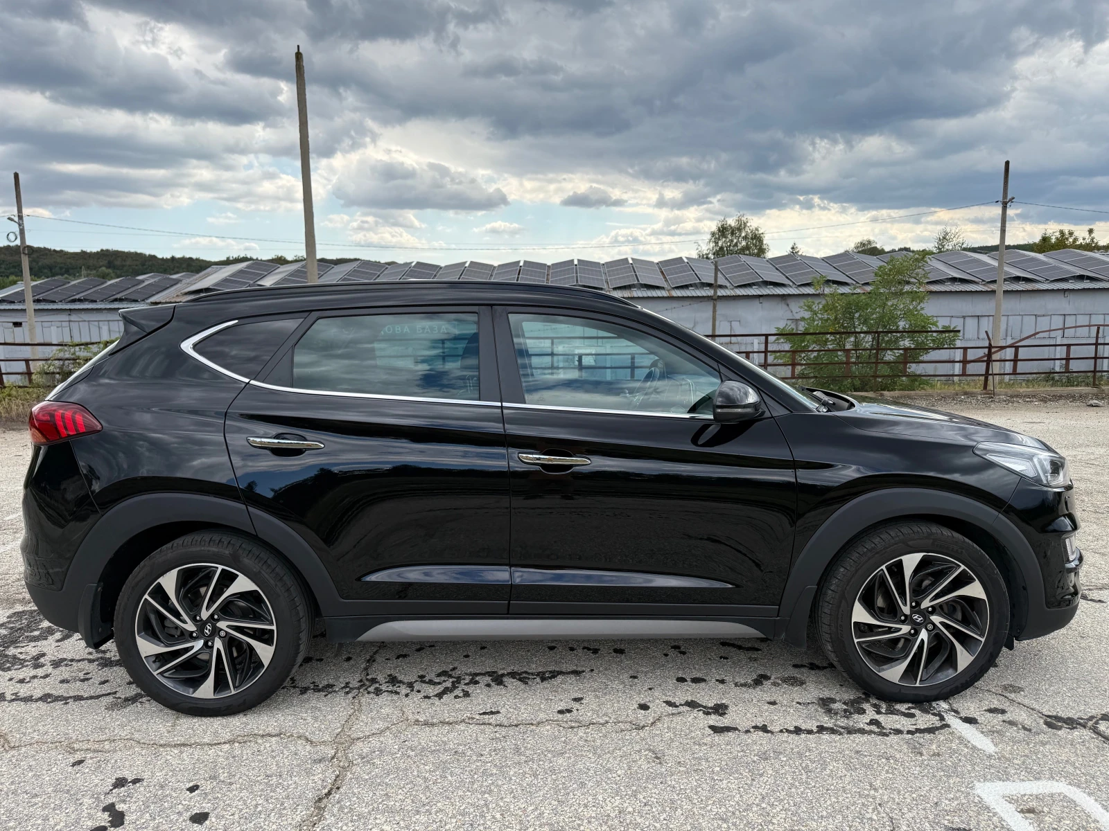 Hyundai Tucson 1-Ви собственик , снимка 4 - Автомобили и джипове - 55670978