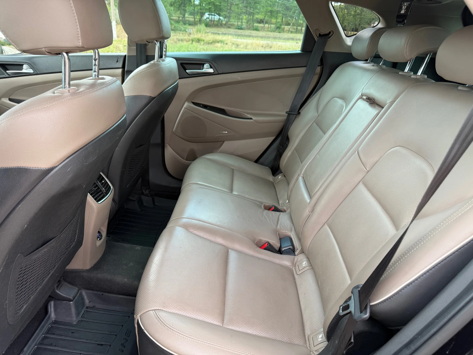 Hyundai Tucson 1-Ви собственик , снимка 9 - Автомобили и джипове - 55670978