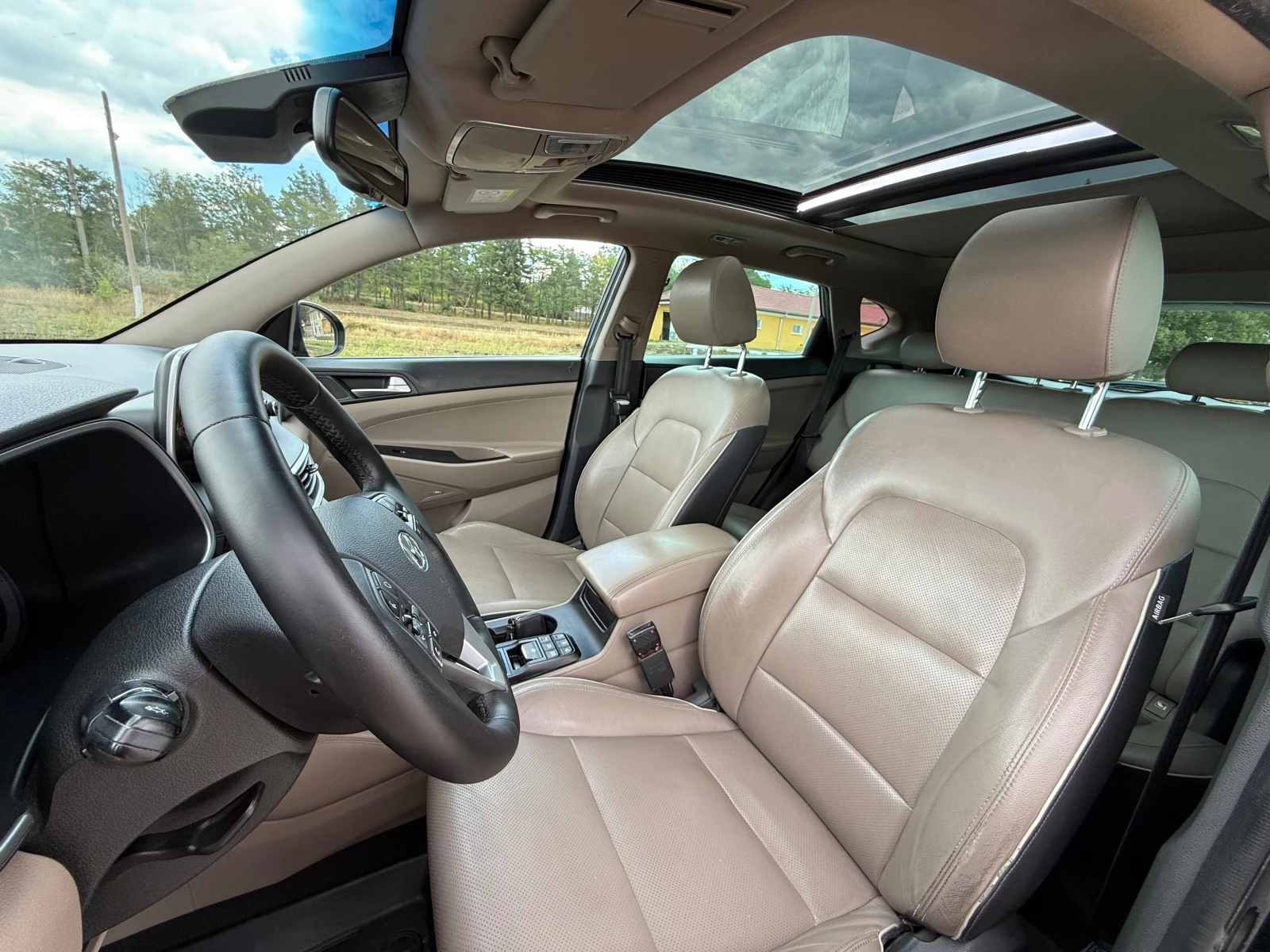 Hyundai Tucson 1-Ви собственик , снимка 8 - Автомобили и джипове - 55670978