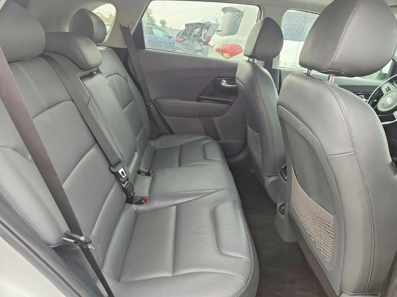 Kia Niro | Mobile.bg � ����������� 10