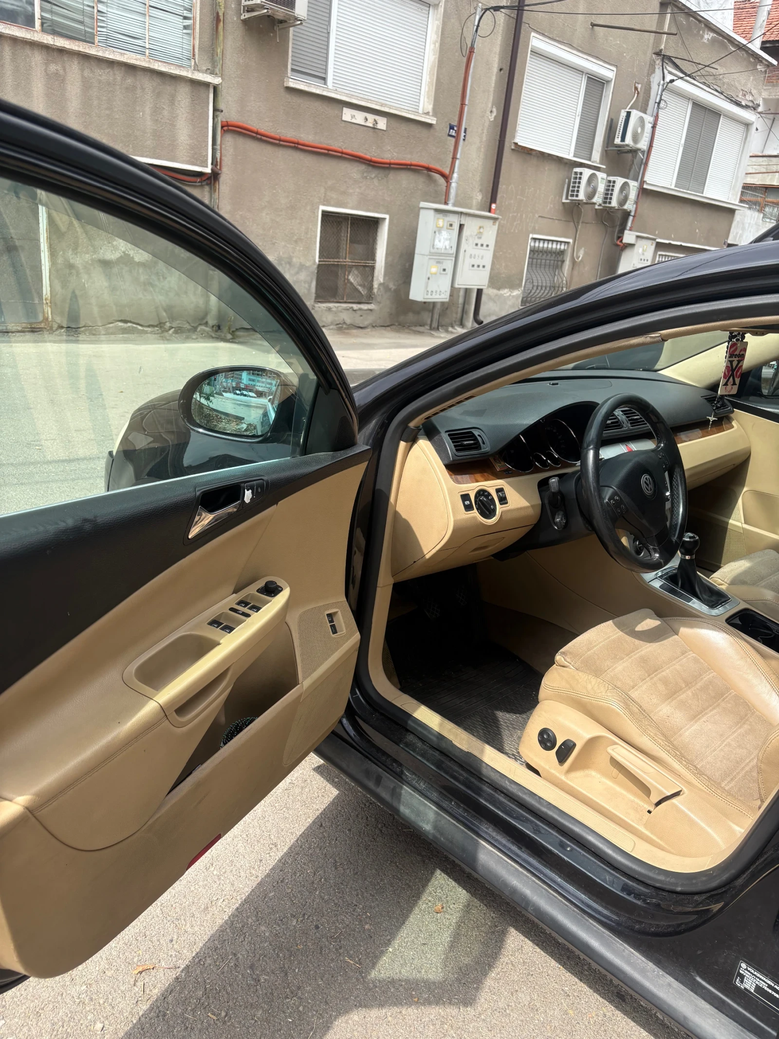 VW Passat, снимка 4 - Автомобили и джипове - 55898233