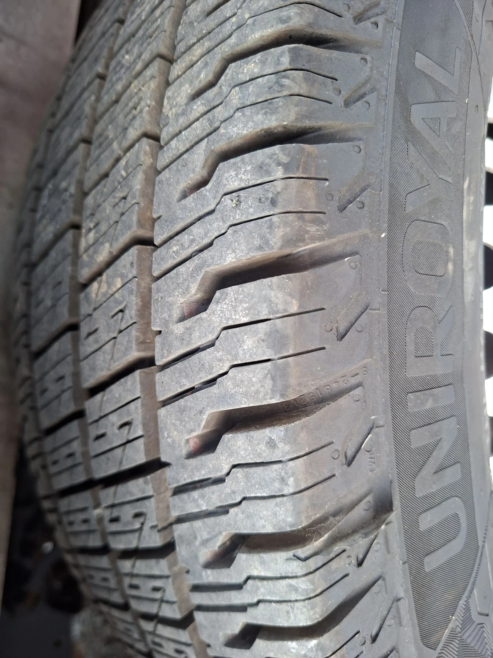 Iveco Daily 35s18* МАКСИ* HI-MATIC* КЛИМА, снимка 16 - Бусове и автобуси - 54444778