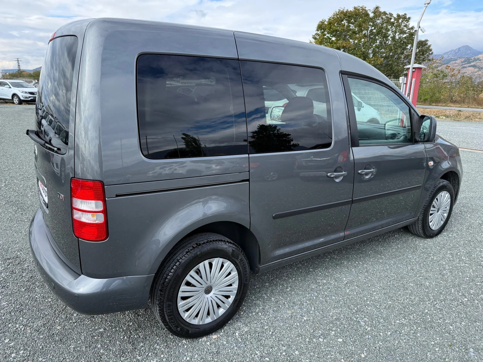 VW Caddy (KATO НОВА), снимка 5 - Бусове и автобуси - 56497214