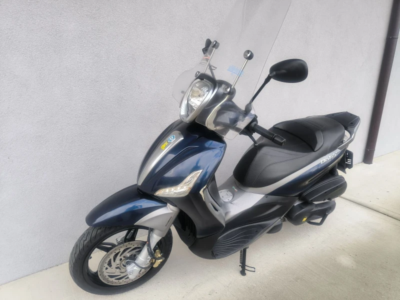 Piaggio Beverly 350 ie, ABS/ASR, снимка 7 - Мотоциклети и мототехника - 47868692