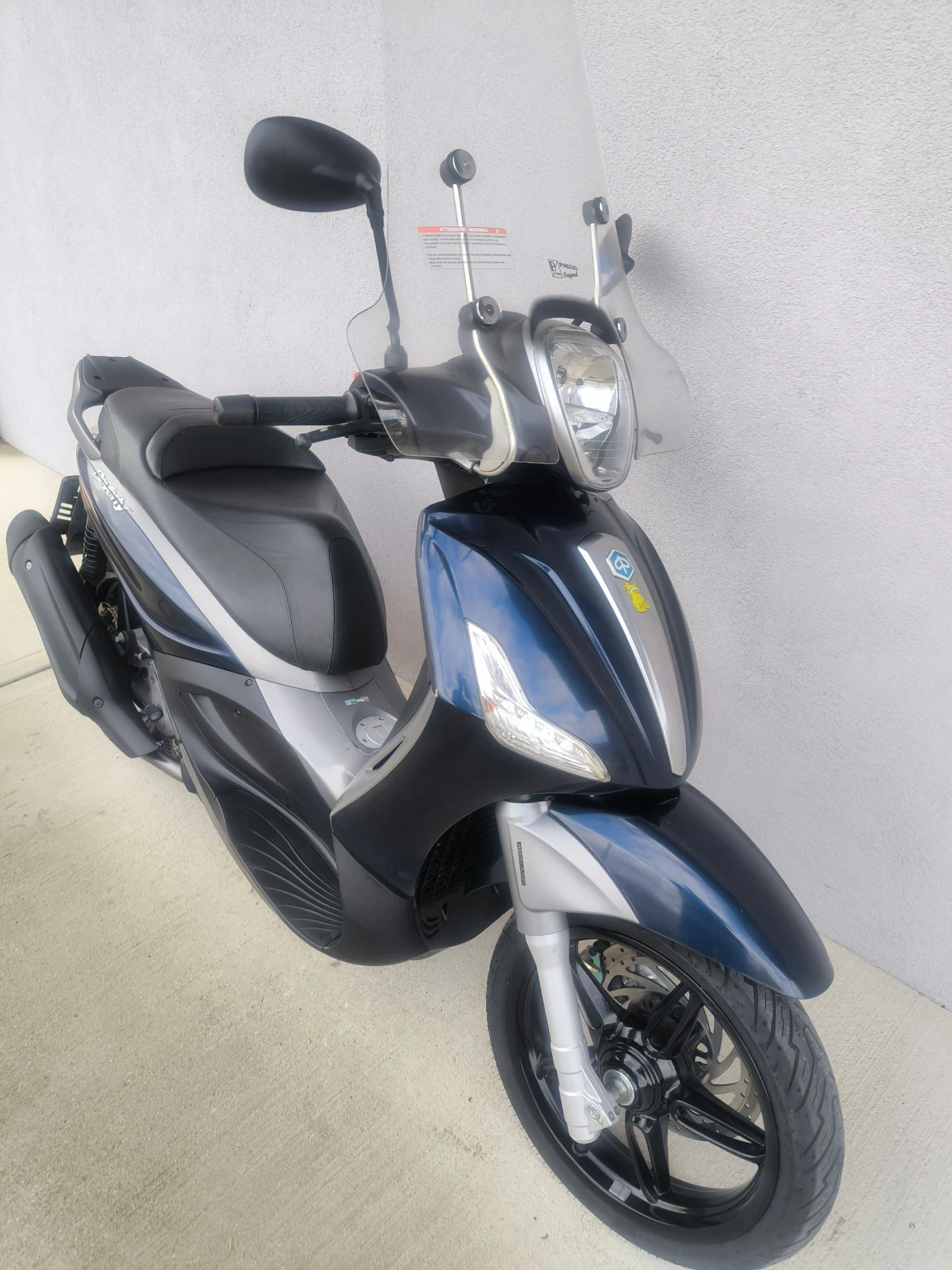 Piaggio Beverly 350 ie, ABS/ASR - изображение 9