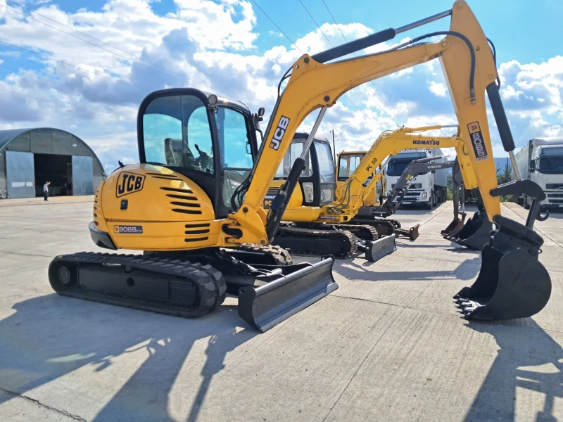 Багер JCB 8065 ZTS