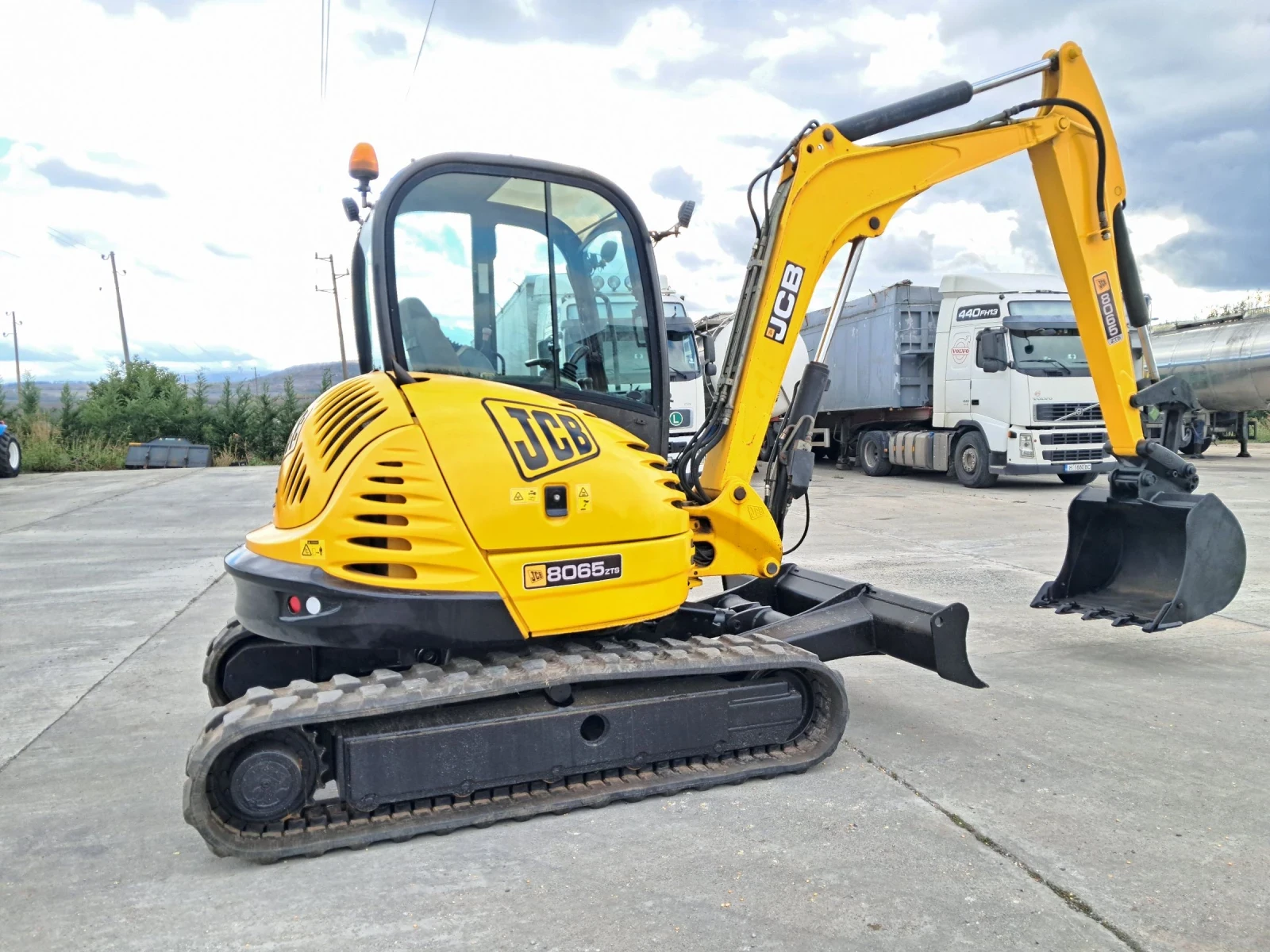 Багер JCB 8065 ZTS - изображение 3