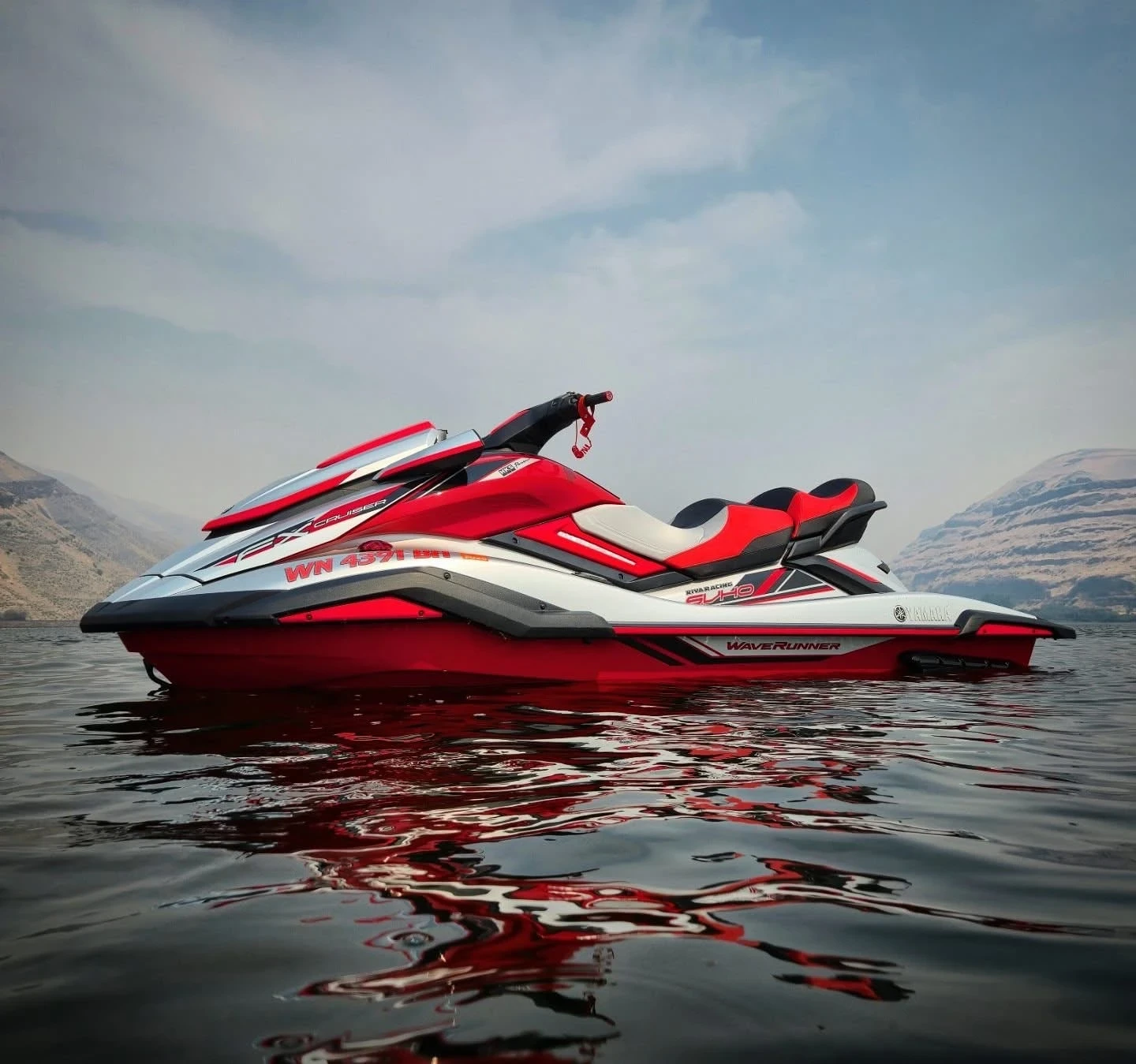 Джет Yamaha Waverunner SVHO