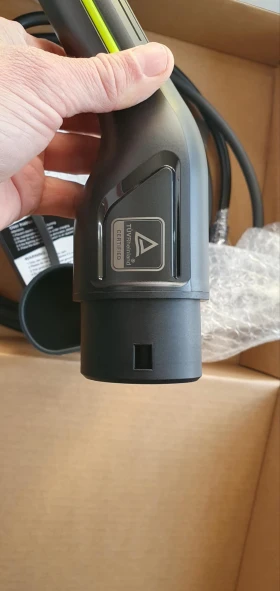 Зарядно за електромобил/станция за домашно зареждане Type 2, снимка 3