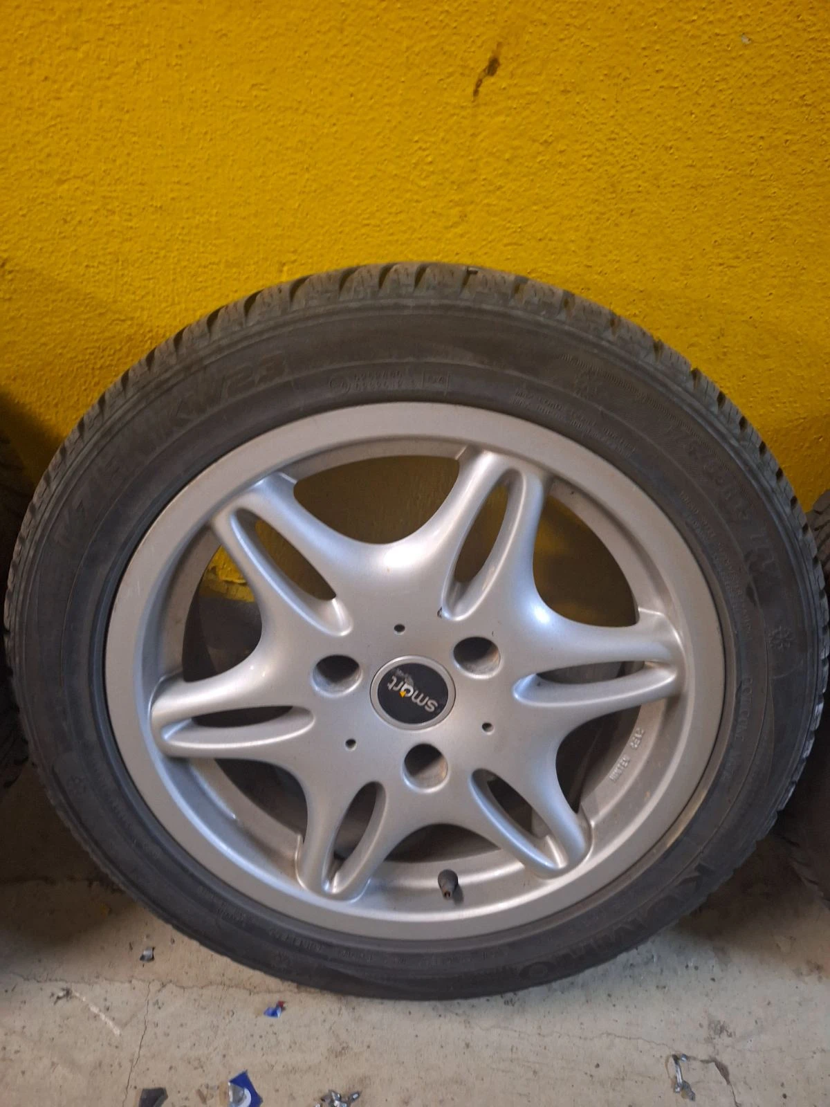    175/55R15  Smart Fortwo | Mobile.bg   5