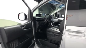 Hyundai Staria Modern* BLIND SPOT* ПОДГРЕВ ВОЛАН* КРАЙНА ЦЕНА, снимка 10