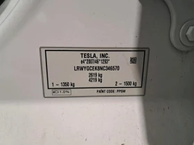 Tesla Model Y Long Range Dual Motor AWD Pano LED Navi Leather, снимка 16