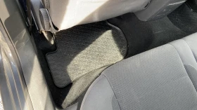 VW Golf 1.6i - 3750 € / 7334.36 лв. - 32647021 13