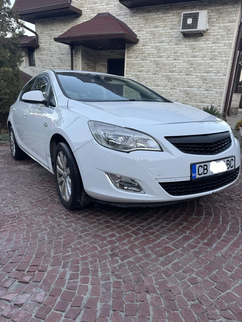 Opel Astra  J 1.7 125к.с, снимка 2 - Автомобили и джипове - 47927572