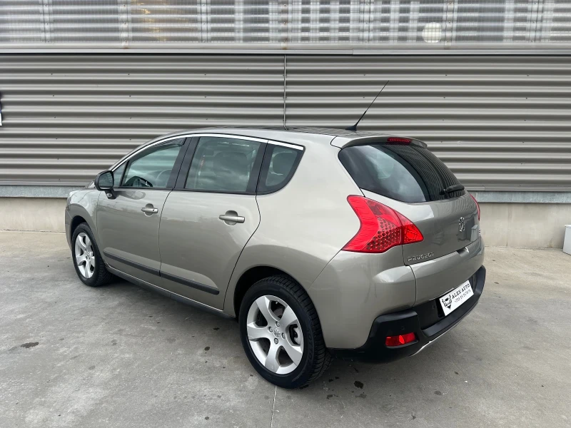 Peugeot 3008 Automatic//Panorama, снимка 4 - Автомобили и джипове - 47990481