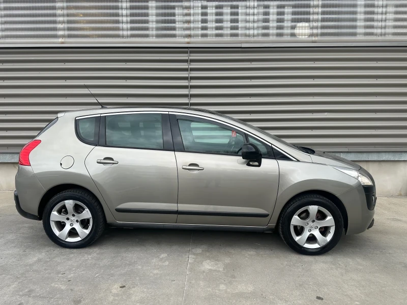 Peugeot 3008 Automatic//Panorama, снимка 5 - Автомобили и джипове - 47990481