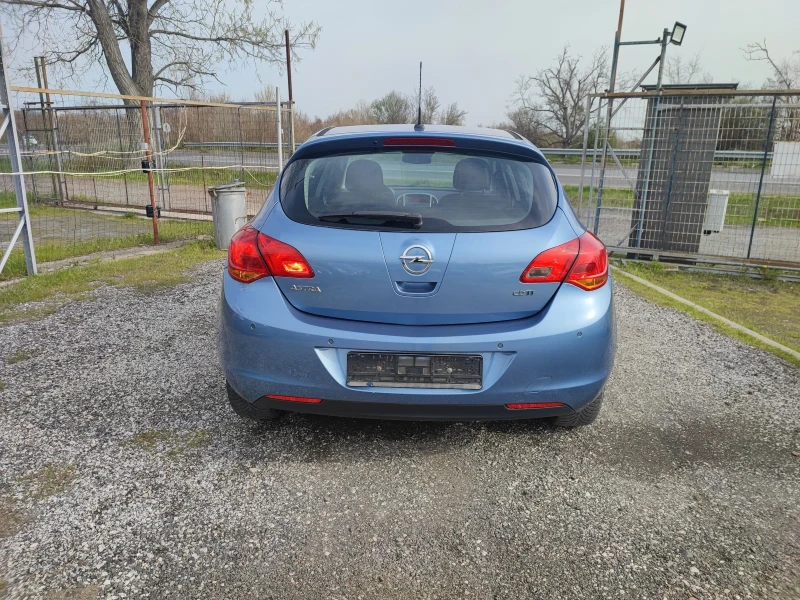 Opel Astra 1.7 CDTI.125K, снимка 6 - Автомобили и джипове - 48334315