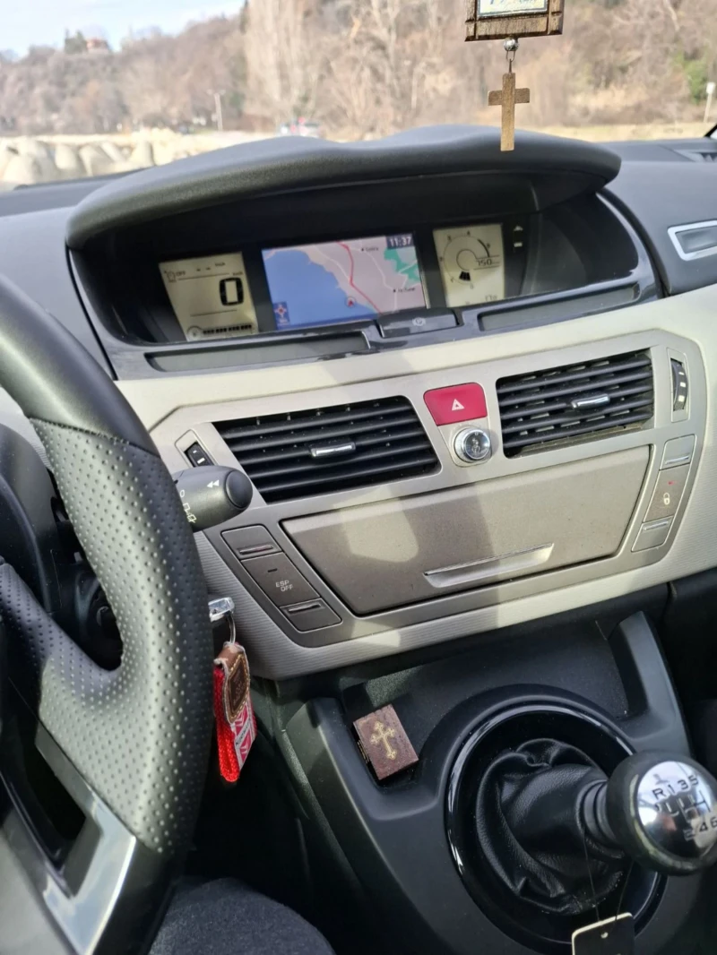 Citroen C4 Picasso, снимка 4 - Автомобили и джипове - 49553744