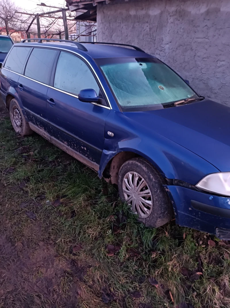 VW Passat, снимка 1 - Автомобили и джипове - 49006559