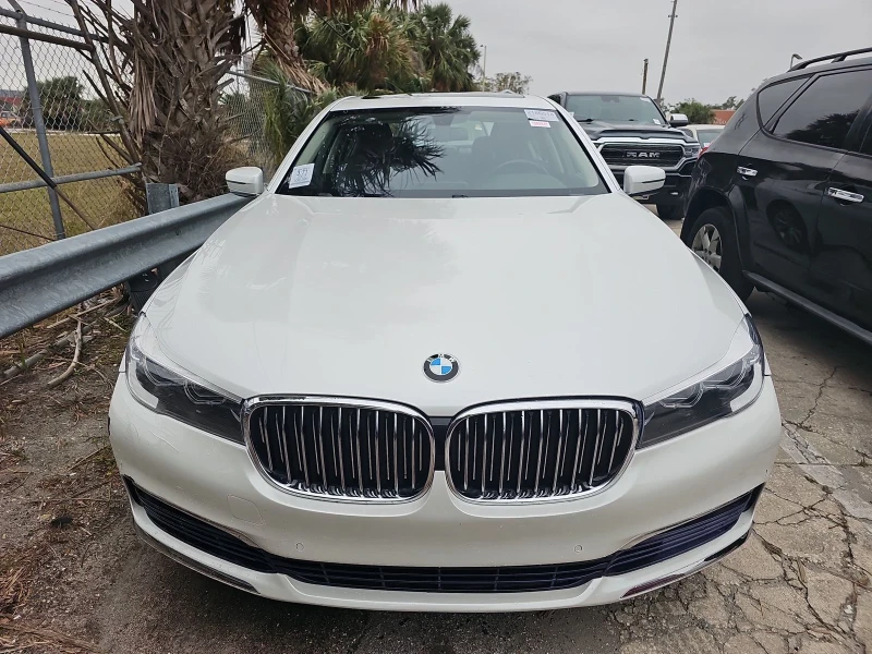 BMW 740, снимка 2 - Автомобили и джипове - 48788252