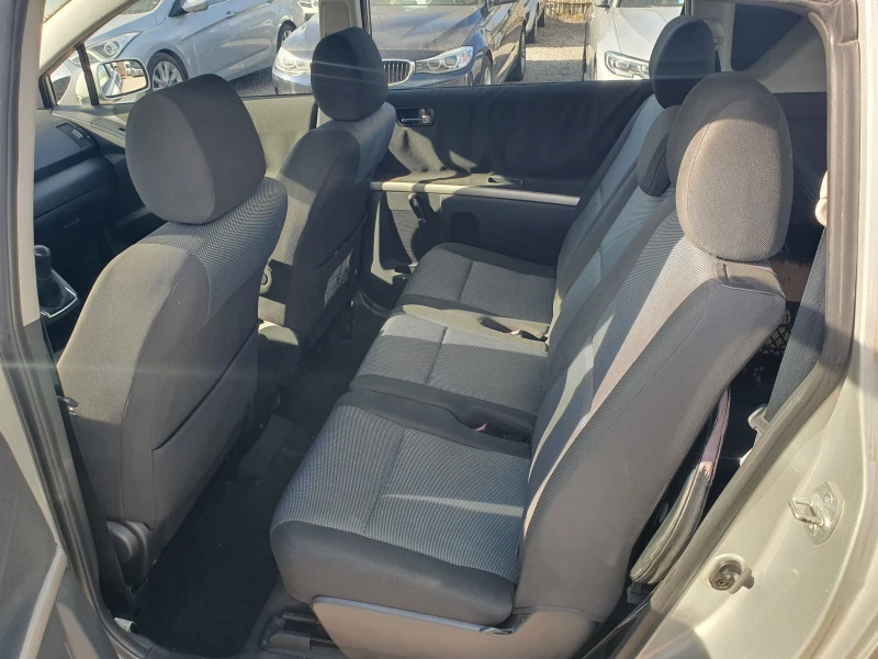 Toyota Corolla verso 2.0 D4D, снимка 7 - Автомобили и джипове - 48864740