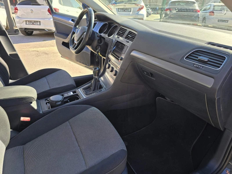 VW Golf 1.2 BENZ, снимка 12 - Автомобили и джипове - 49402865