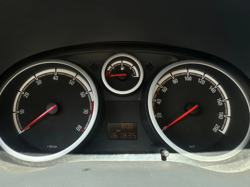 Opel Corsa / 1.2I / 80 HP / EURO 4 / TOP /, снимка 14 - Автомобили и джипове - 50852249