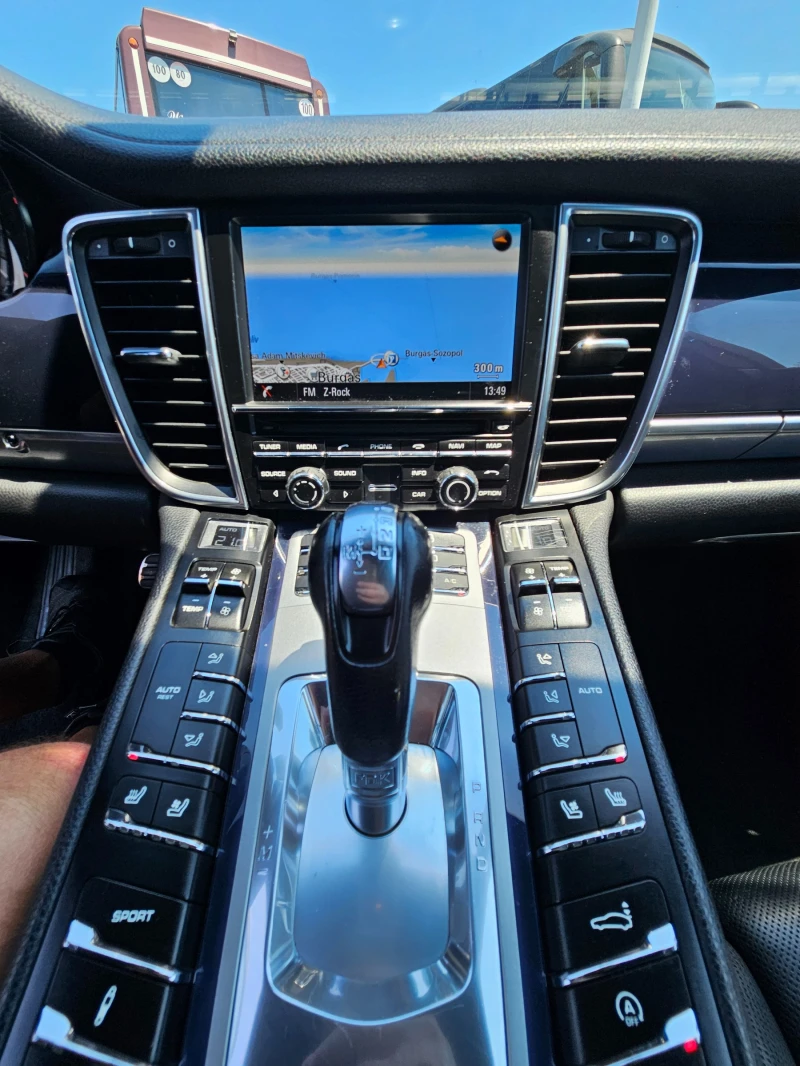 Porsche Panamera Platinum Edition, снимка 15 - Автомобили и джипове - 52309083