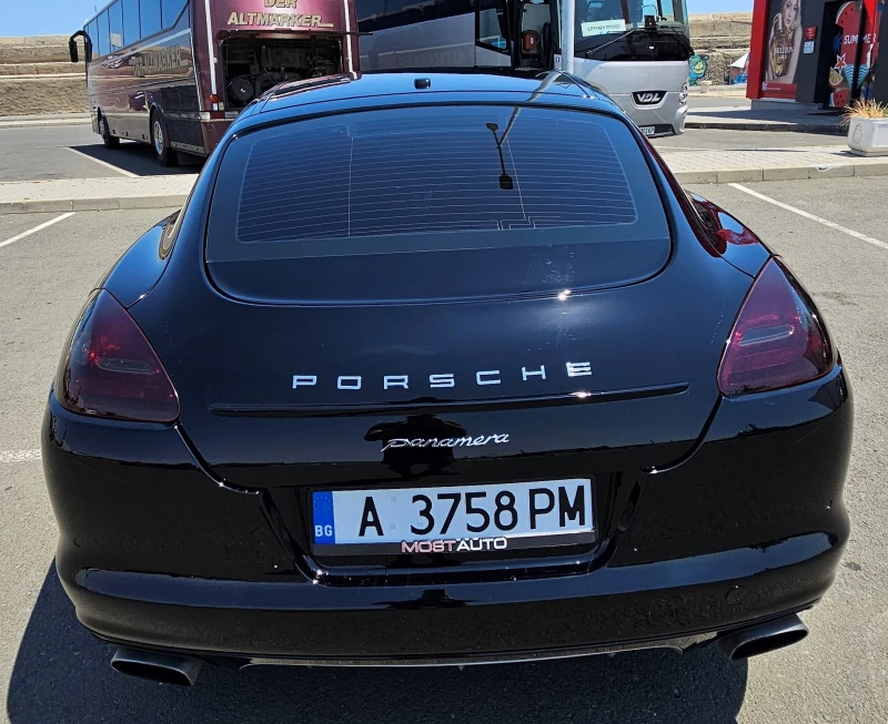 Porsche Panamera Platinum Edition, снимка 4 - Автомобили и джипове - 52309083