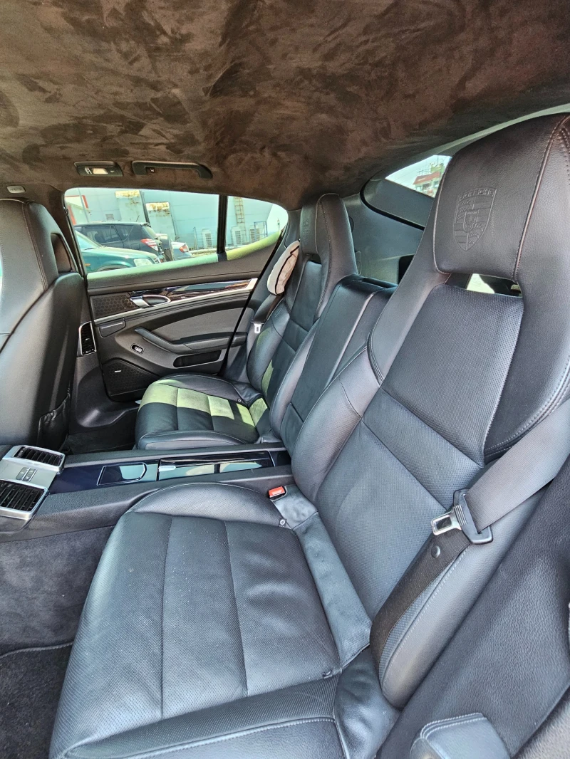 Porsche Panamera Platinum Edition, снимка 6 - Автомобили и джипове - 52309083