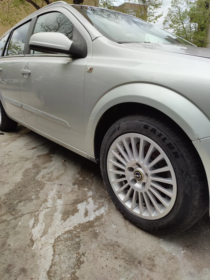 Opel Astra, снимка 6 - Автомобили и джипове - 52676461