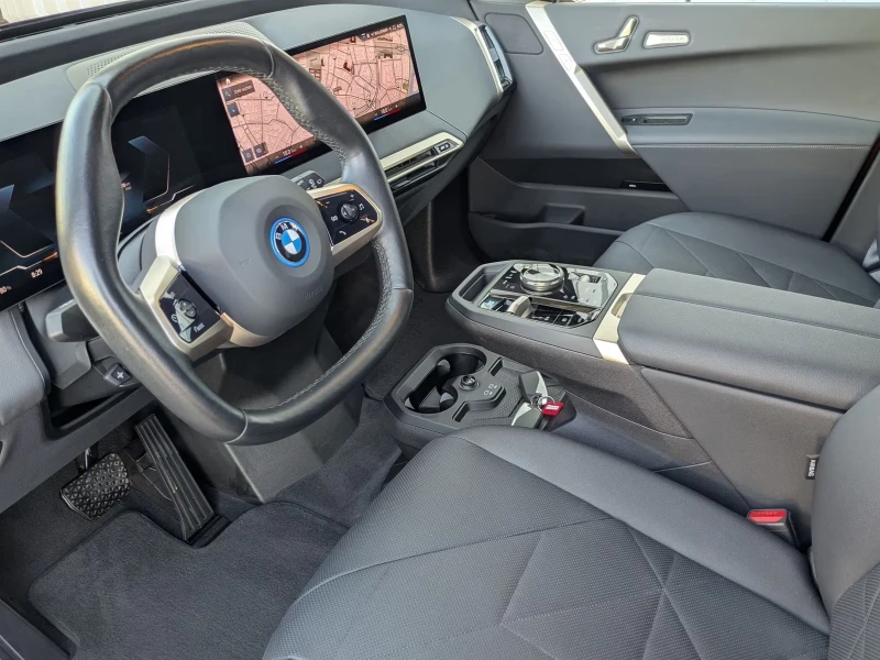 BMW iX 50 xDrive Sportpaket Air, снимка 5 - Автомобили и джипове - 52403578