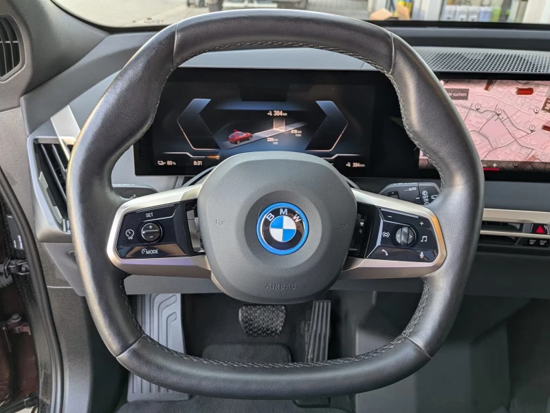 BMW iX 50 xDrive Sportpaket Air, снимка 8 - Автомобили и джипове - 52403578